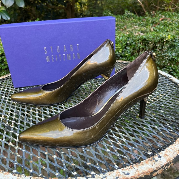19417075_43257682_600.jpg Stuart Weitzman Metallic Green Heels